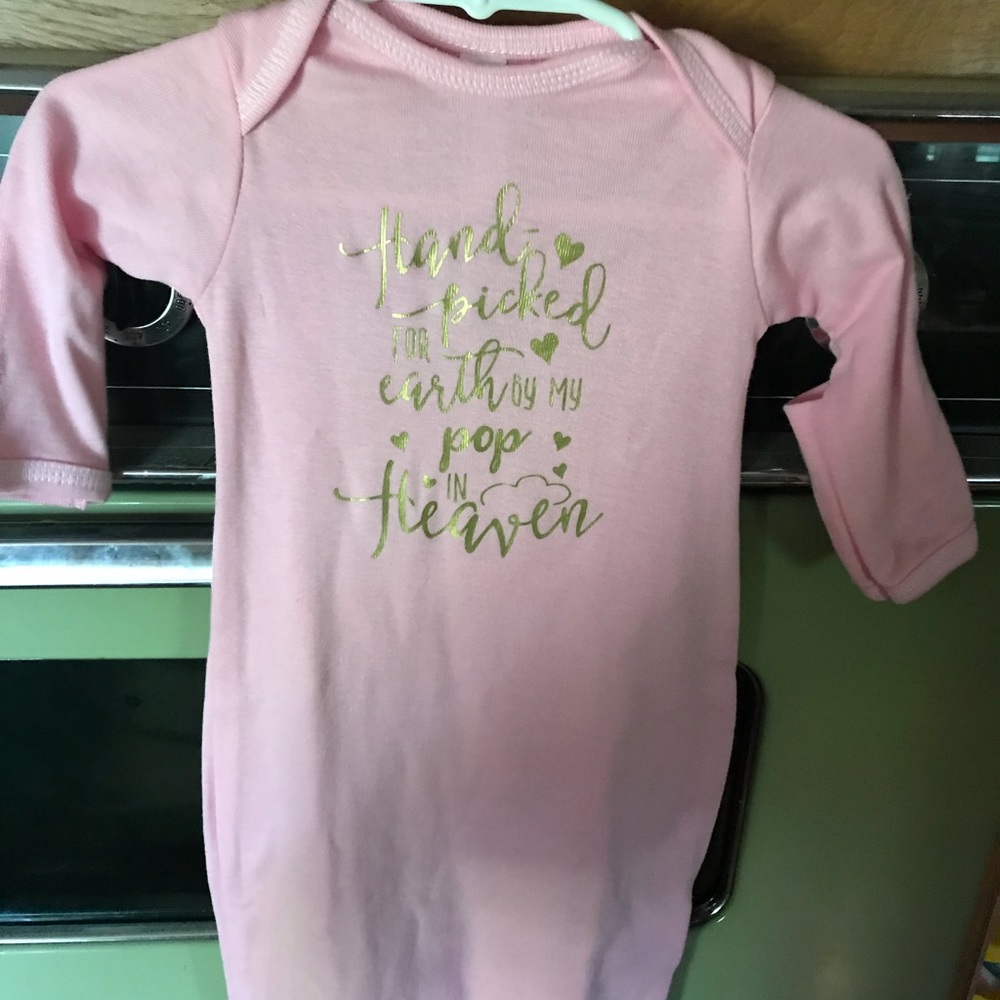 Infant gown - Picture 2 of 2